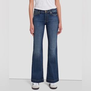 7 for all mankind Tailorless Dojo Bootcut Flare medium to dark wash Size 32